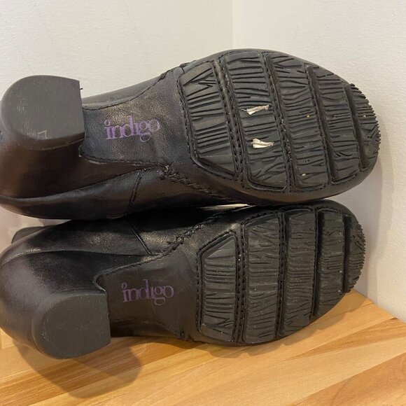 Indigo By Clarks Womens 7M black Leather Upper Ankle Boots kitten heels stitches - Picture 11 of 16